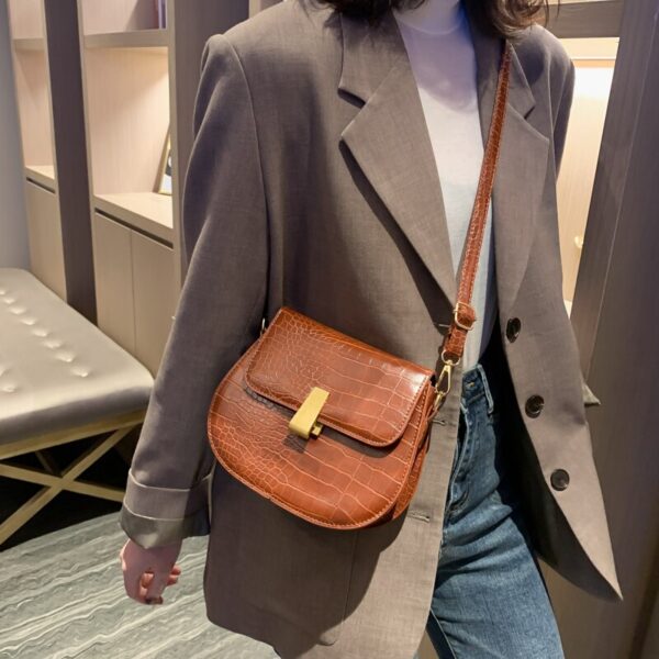 Luxury Fashion Women Designer 2021 Crossbody Bag Crocodile Semicircle Saddle Bags Soft Leather Shoulder Bags For Ladies Handbags